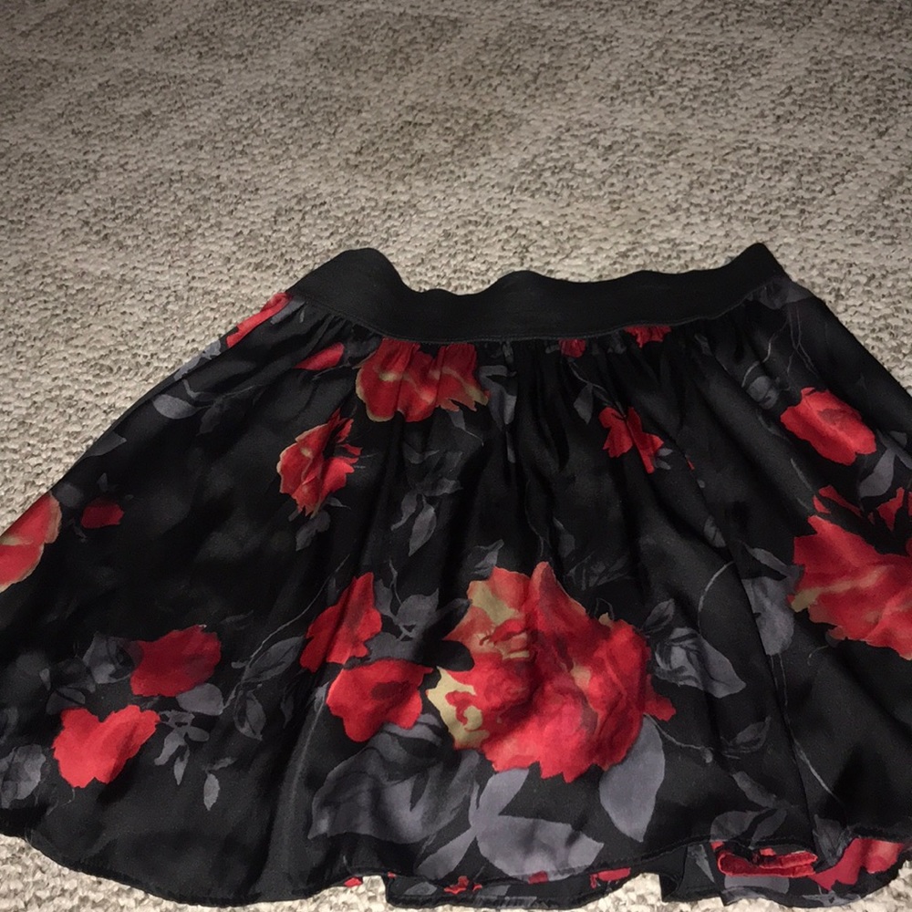 Flowery skirt